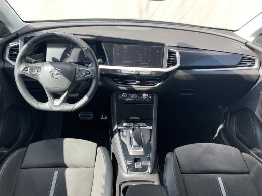 Opel Grandland 1.6 PHEV 300 PK GSE Airco | Camera | Cruise Control Adaptief | Keyless | Navi | PDC V&A | Stoel &... ActivLease financial lease