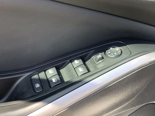 Opel Grandland 1.6 PHEV 300 PK GSE Airco | Camera | Cruise Control Adaptief | Keyless | Navi | PDC V&A | Stoel &... ActivLease financial lease