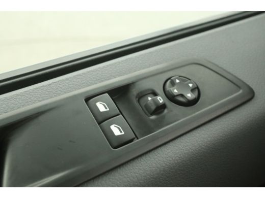 Opel Vivaro 1.5 L2H1 Airco Cruise Carplay PDC 3 Persoons Elektrpakket ActivLease financial lease