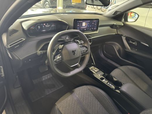 Peugeot 2008 1.2 PureTech 130 GT | Trekhaak | 360 camera | Cruise adaptief | Apple Carplay/Android Auto | Stoe... ActivLease financial lease