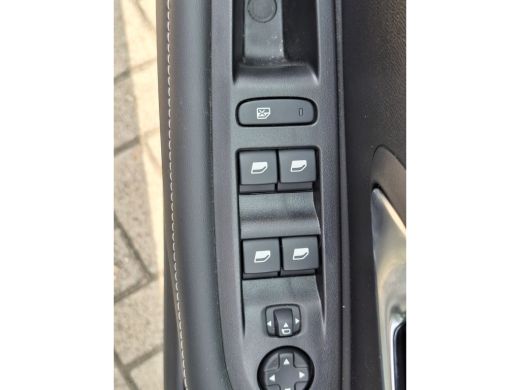 Peugeot 208 Allure HYbrid 110 e-DCS6 | 360 Camera | Achteruitrijcamera | Climate control ActivLease financial lease