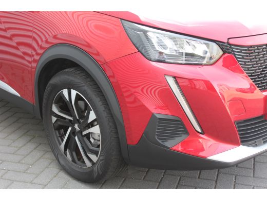 Peugeot e-2008 EV 136PK ALLURE PACK AUTOMAAT / NAVI / LEDER / CLIMA / LED / PDC / 17" LMV / CAMERA / KEYLESS / B... ActivLease financial lease