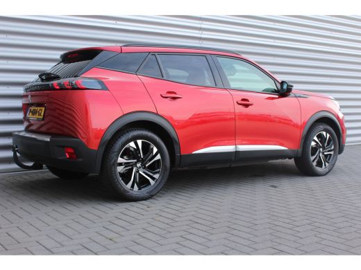 Peugeot e-2008 EV 136PK ALLURE PACK AUTOMAAT / NAVI / LEDER / CLIMA / LED / PDC / 17" LMV / CAMERA / KEYLESS / B... ActivLease financial lease
