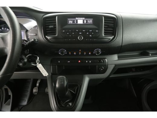 Peugeot Expert 226S 1.6 BlueHDI L2H1 Airco Cruise Parkeersensoren 3 Persoons 17''LMV Elektrpakket ActivLease financial lease