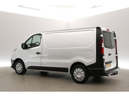 Renault Trafic 1.6 dCi T29 L1H1 Airco Cruise Navigatie PDC 3 Persoons Trekhaak ActivLease financial lease