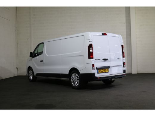 Renault Trafic 2.0 dCi 170pk L2 H1 Automaat Airco Navigatie Camera Trekhaak ActivLease financial lease
