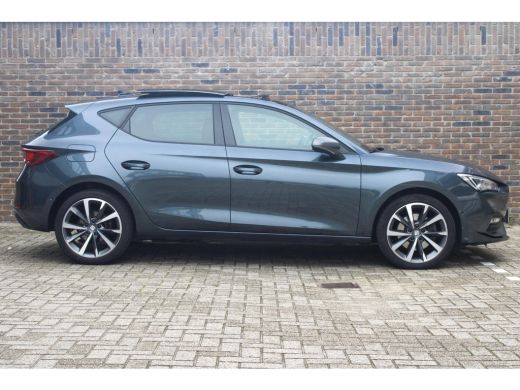 Seat Leon 1.4 TSI eHybrid PHEV FR Bus.Int. |Pano|Memory|StoelVW ActivLease financial lease