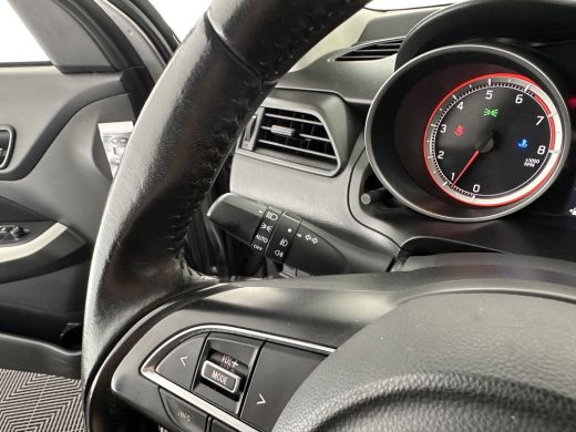 Suzuki Swift 1.2 Comfort *NAVI-FULLMAP | CAMERA | COMFORT/HEATED-SEATS | AIRCO | CRUISE | 16''ALU* ActivLease financial lease