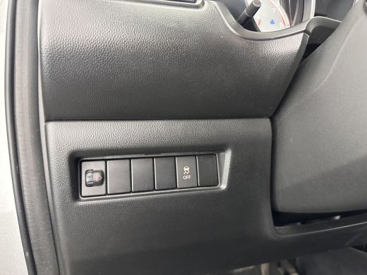 Suzuki Swift 1.2 Comfort *NAVI-FULLMAP | CAMERA | COMFORT/HEATED-SEATS | AIRCO | CRUISE | 16''ALU* ActivLease financial lease