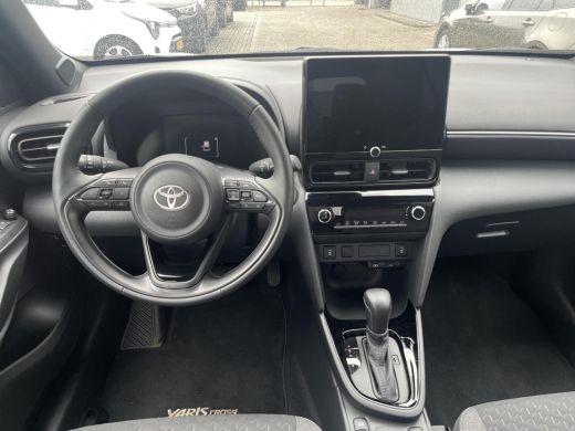 Toyota Yaris Cross 1.5 Hybrid Dynamic Airconditioning | Stoelverwarming| Stuurverwarming | Apple CarPlay & Android A... ActivLease financial lease