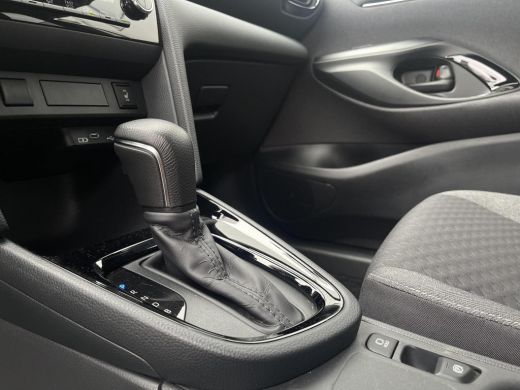 Toyota Yaris Cross 1.5 Hybrid Dynamic Airconditioning | Stoelverwarming| Stuurverwarming | Apple CarPlay & Android A... ActivLease financial lease