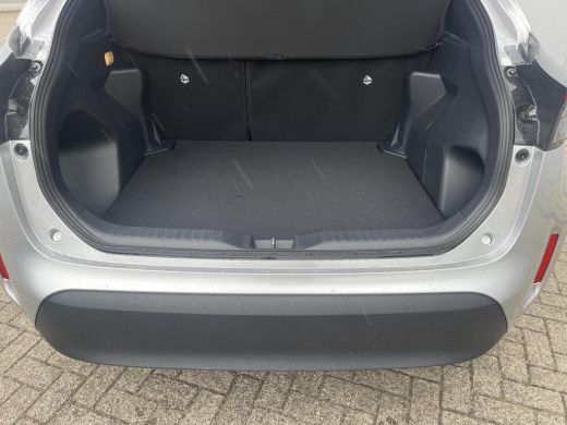 Toyota Yaris Cross 1.5 Hybrid Dynamic Airconditioning | Stoelverwarming| Stuurverwarming | Apple CarPlay & Android A... ActivLease financial lease