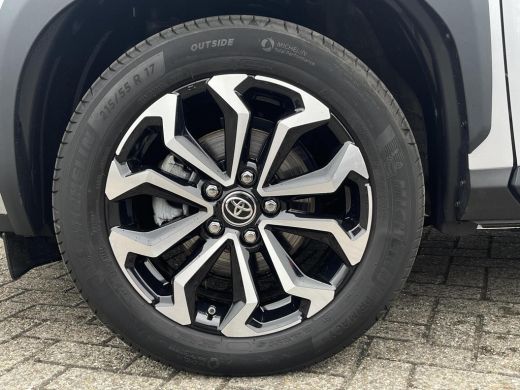 Toyota Yaris Cross 1.5 Hybrid Dynamic Airconditioning | Stoelverwarming| Stuurverwarming | Apple CarPlay & Android A... ActivLease financial lease