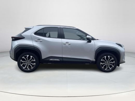 Toyota Yaris Cross 1.5 Hybrid Dynamic Airconditioning | Stoelverwarming| Stuurverwarming | Apple CarPlay & Android A... ActivLease financial lease