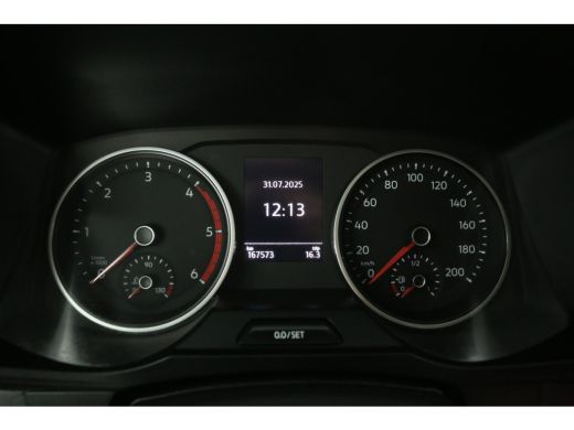 Volkswagen Crafter 35 2.0 TDI L4H3 140PK DSG Automaat 3000kg Trekgew. Trekhaak Airco Camera Cruise Carplay 3 Persoons ActivLease financial lease