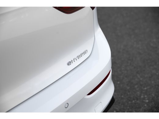 Volkswagen Golf Life Edition eHybrid Inclusief €2000,- inruilvoordeel | 'App-Connect' draadloze smartphone integr... ActivLease financial lease