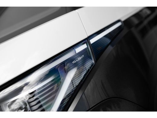 Volkswagen ID. Buzz Cargo Cargo Anniversary Edition | Led | Two-Tone | Trekhaak | ActivLease financial lease