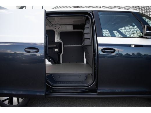 Volkswagen ID. Buzz Cargo Cargo Anniversary Edition | Led | Two-Tone | Trekhaak | ActivLease financial lease