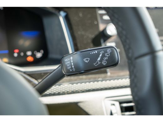 Volkswagen Polo Life Edition | 'App-Connect' draadloze smartphone integratie | Buitenspiegels elektrisch instel- ... ActivLease financial lease