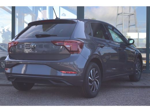 Volkswagen Polo Life Edition | 'App-Connect' smartphone integratie | Buitenspiegels elektrisch instel- verwarm- e... ActivLease financial lease