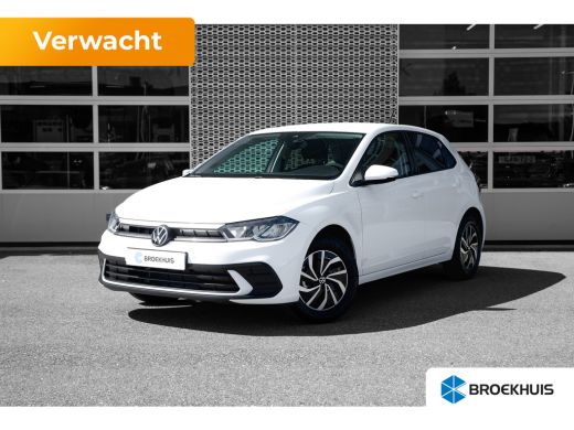 Volkswagen Polo Life Edition | 'App-Connect' smartphone integratie | Buitenspiegels elektrisch instel- verwarm- e... Volkswagen Polo Life Edition | 'App-Connect' smartphone integratie | Buitenspiegels elektrisch instel- verwarm- e...