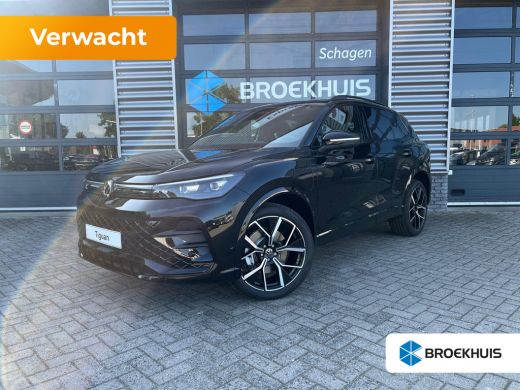 Volkswagen Tiguan R-Line Edition - eHybrid | 'App-Connect' draadloze smartphone integratie | Automatische afstandsr... Volkswagen Tiguan R-Line Edition - eHybrid | 'App-Connect' draadloze smartphone integratie | Automatische afstandsr...