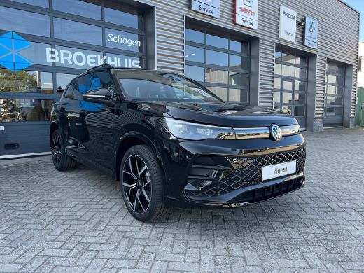 Volkswagen Tiguan R-Line Edition - eHybrid | 'App-Connect' draadloze smartphone integratie | Automatische afstandsr... ActivLease financial lease