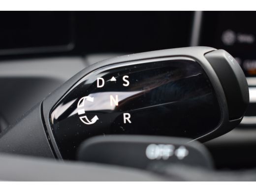 Volkswagen Tiguan R-Line Edition - eHybrid | 'App-Connect' draadloze smartphone integratie | Automatische afstandsr... ActivLease financial lease