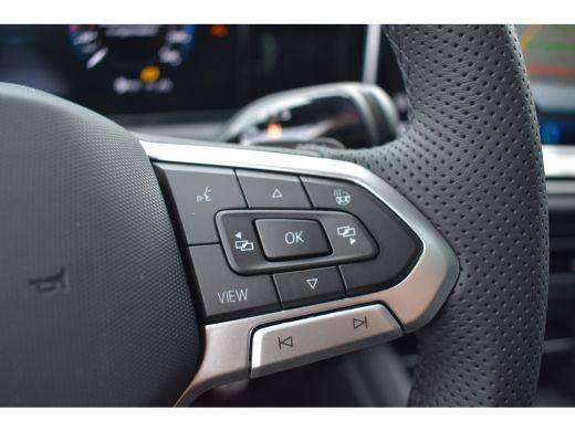 Volkswagen Tiguan R-Line Edition - eHybrid | 'App-Connect' draadloze smartphone integratie | Automatische afstandsr... ActivLease financial lease