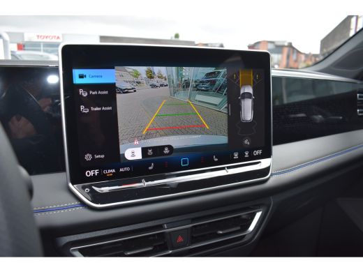Volkswagen Tiguan R-Line Edition - eHybrid | 'App-Connect' draadloze smartphone integratie | Automatische afstandsr... ActivLease financial lease