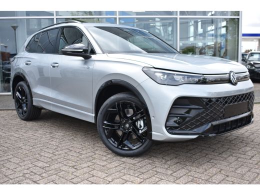 Volkswagen Tiguan R-Line Edition - eHybrid | 'App-Connect' draadloze smartphone integratie | Automatische afstandsr... ActivLease financial lease