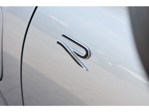 Volkswagen Tiguan R-Line Edition - eHybrid | 'App-Connect' draadloze smartphone integratie | Automatische afstandsr... ActivLease financial lease
