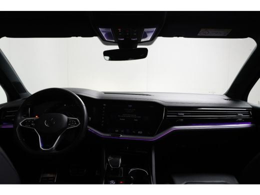 Volkswagen Touareg R 4 Motion e-Hybride | Camera | 21 inch | Navigatie | Stoelverw. | Luchtvering ActivLease financial lease