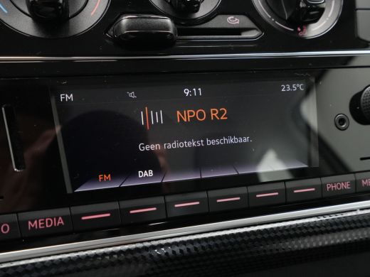 Volkswagen up! 1.0 BMT move up! Dab Airco Bluetooth Elek. Ramen 5-Deurs Telefoonhouder 177 ActivLease financial lease