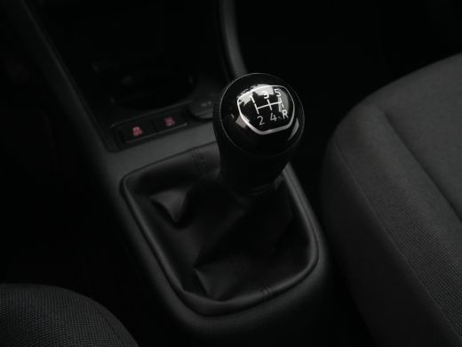 Volkswagen up! 1.0 BMT move up! Dab Airco Bluetooth Elek. Ramen 5-Deurs Telefoonhouder 177 ActivLease financial lease
