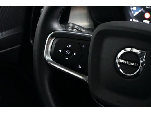 Volvo  XC40 1.5 T4 Recharge Inscription Expression | Panoramadak | Standkachel | Keyless | Elek Koffer | Came... ActivLease financial lease