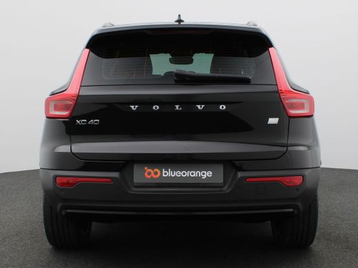 Volvo  XC40 Recharge P8 AWD R-Design Elek. achterklep, Achteruitrijcamera, PDC v+a, Cruise Control, Stoelverw... ActivLease financial lease