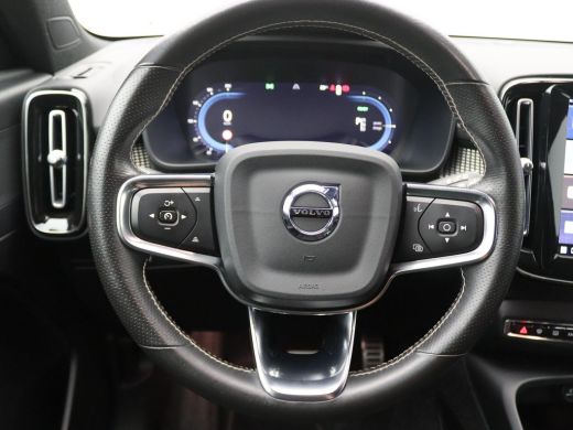 Volvo  XC40 Recharge P8 AWD R-Design Elek. achterklep, Achteruitrijcamera, PDC v+a, Cruise Control, Stoelverw... ActivLease financial lease