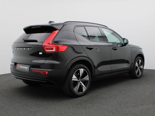 Volvo  XC40 Recharge P8 AWD R-Design Elek. achterklep, Achteruitrijcamera, PDC v+a, Cruise Control, Stoelverw... ActivLease financial lease