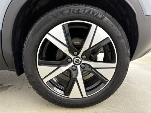 Volvo  XC40 T5 Recharge R-Design | 19" | Leder/Nubuck | Panoramadak | Trekhaak | Adaptieve cruise | Stoel/stu... ActivLease financial lease