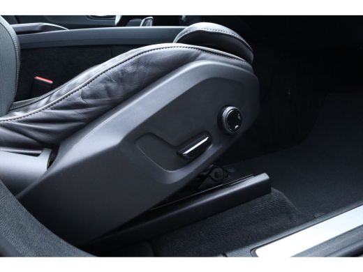 Volvo  XC60 2.0 T6 Plug-in hybrid AWD R-Design Elektrische trekhaak | Pano | Carplay | Stoel/stuurverwarming ... ActivLease financial lease
