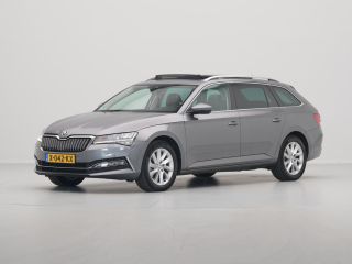 Skoda Superb Combi 1.4 TSI iV 218pk DSG Business Edition Plus Navigatie Wegkl. trekhaak Side assist Stoelverwa...