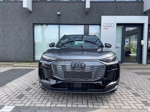 Audi Q6 e-tron S edition | Adaptive cruise control | Audi sound system | Audi virtual cockpit plus ActivLease financial lease