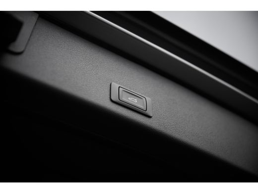 Audi Q8 e-tron Advanced edition | Achterklep, automatisch bedienbaar | Achteruitrijcamera | Achteruitrijcamera ActivLease financial lease