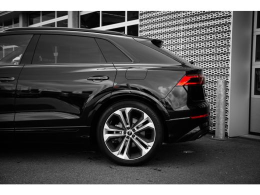 Audi Q8 Pro Line S | Adaptive air suspension sport | Bang & Olufsen Premium 3D | Glazen panoramadak ActivLease financial lease