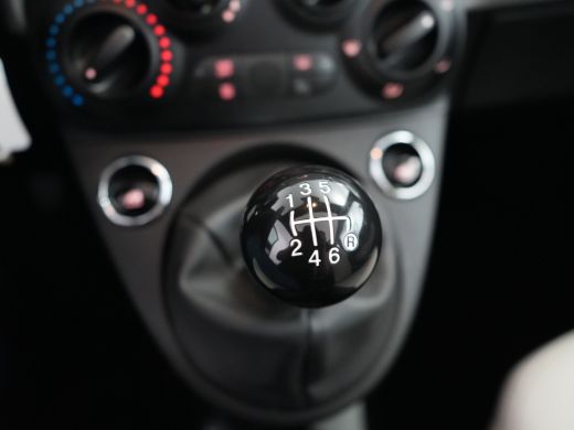 Fiat 500C 1.0 Hybrid Dolcevita | Achterbank in delen neerklapbaar | Airco | Apple Carplay/Android Auto|tele... ActivLease financial lease