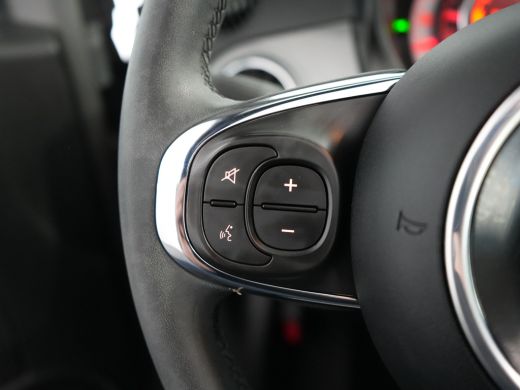 Fiat 500C 1.0 Hybrid Dolcevita | Achterbank in delen neerklapbaar | Airco | Apple Carplay/Android Auto|tele... ActivLease financial lease