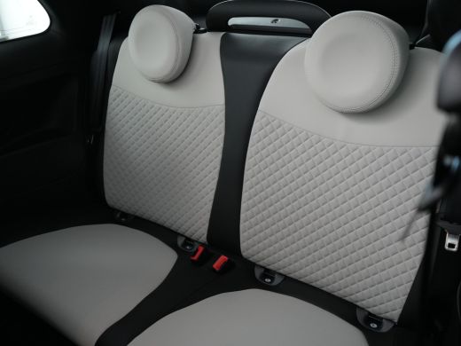 Fiat 500C 1.0 Hybrid Dolcevita | Achterbank in delen neerklapbaar | Airco | Apple Carplay/Android Auto|tele... ActivLease financial lease