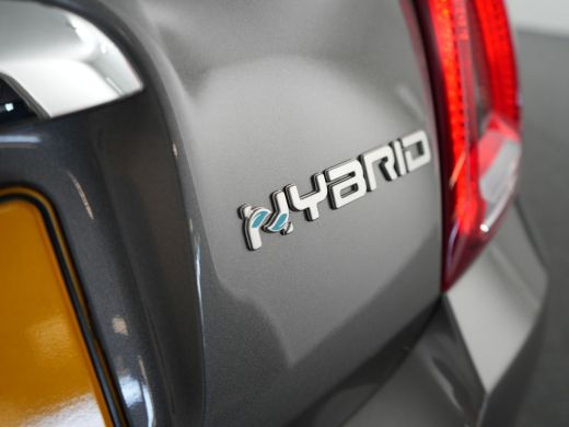 Fiat 500C 1.0 Hybrid Dolcevita | Achterbank in delen neerklapbaar | Airco | Apple Carplay/Android Auto|tele... ActivLease financial lease