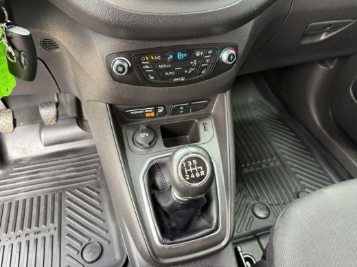 Ford Transit Courier 1.0 Limited Camera Clima Cruise Apple Carplay ActivLease financial lease